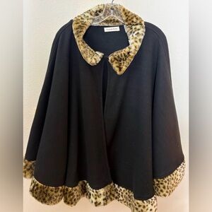 VTG AMANDA SMITH CAPE FAUX FUR LEOPARD TRIM FLEECE ONE SIZE